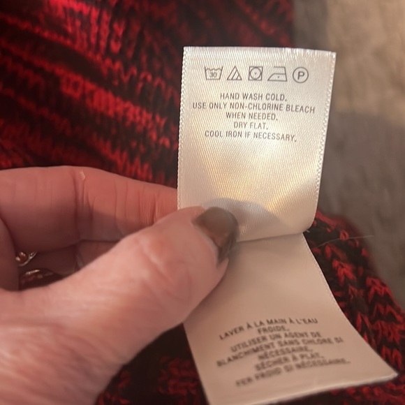 Moth red and black cape with inserts for arms XS - Picture 9 of 10